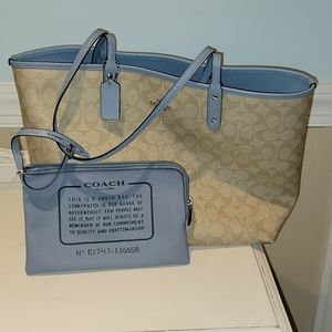 Coach tote